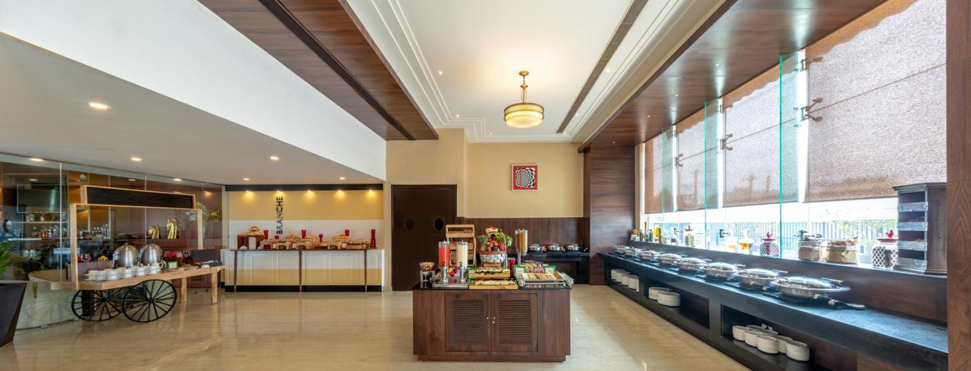 Golden Suites Gurgaon Inde Hotels Kültér fotó