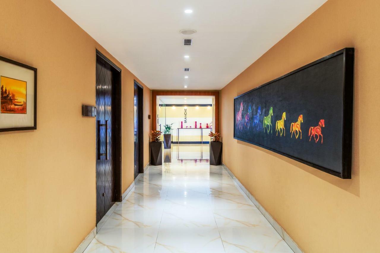 Golden Suites Gurgaon Inde Hotels Kültér fotó