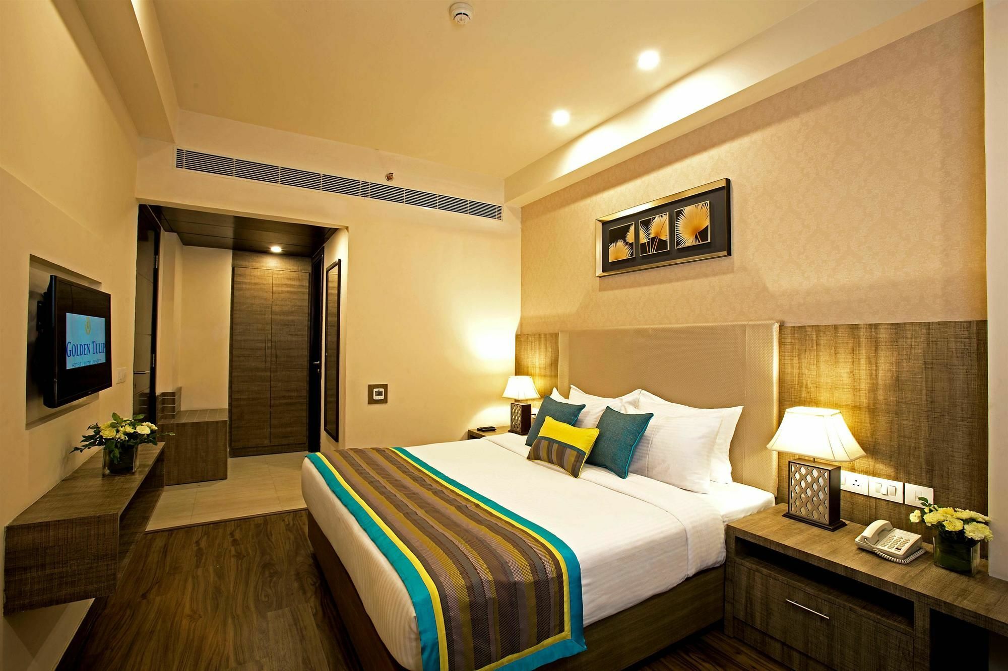 Golden Suites Gurgaon Inde Hotels Kültér fotó